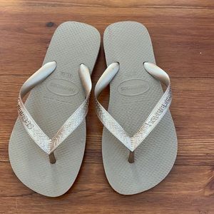 HAVAIANA women’s slim crystal glamour flip flop sandal, rose gold, size 9-10